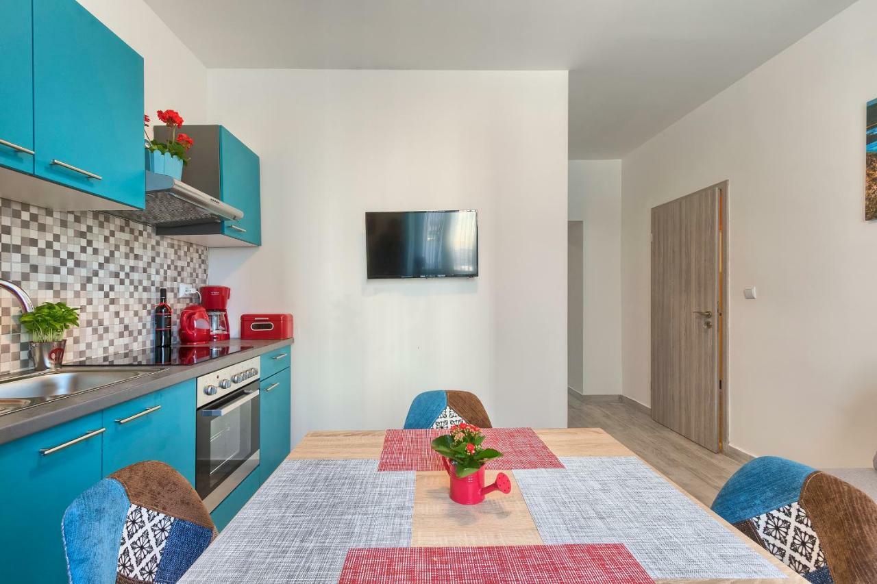 Apartment Amfiteatar Moris พูลา ภายนอก รูปภาพ